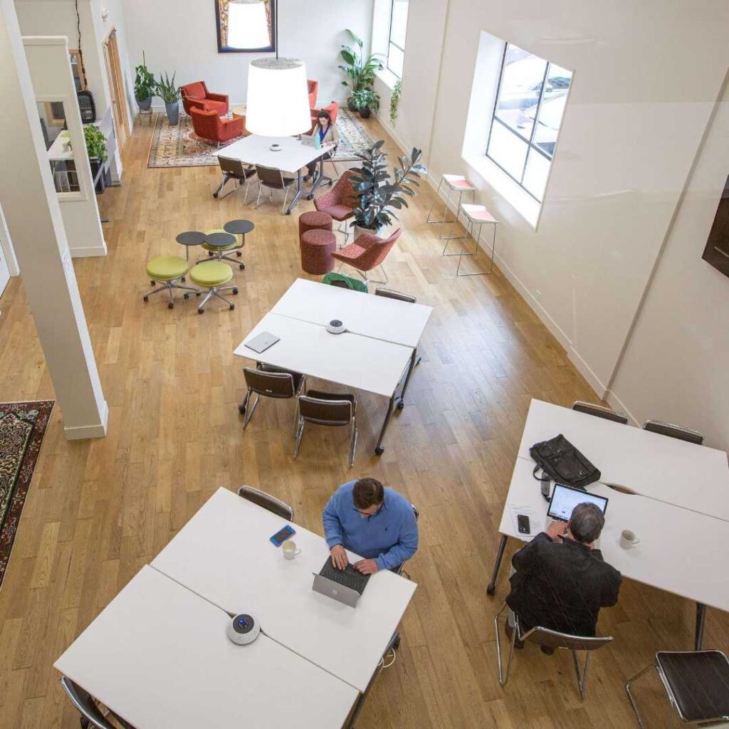 coworking-at-Tractionspace-flexible-workspace-in-tacoma